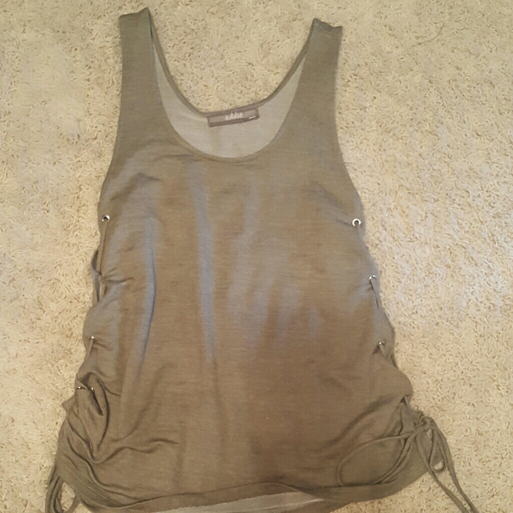 Olive‎ tank